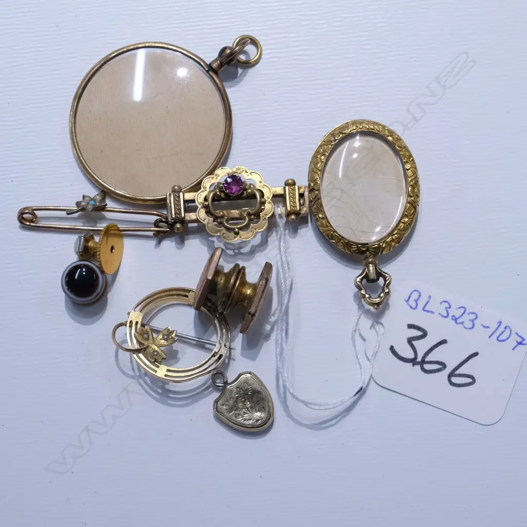 GOLD AND GOLD PLATED PIECES Image 1++