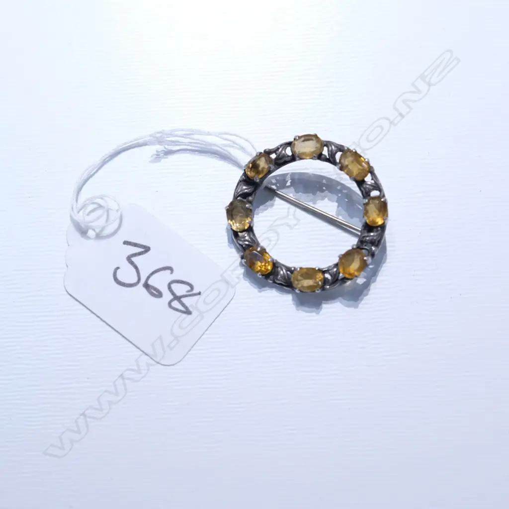 UNMARKED SILVER & CITRINE BROOCH Image 1++