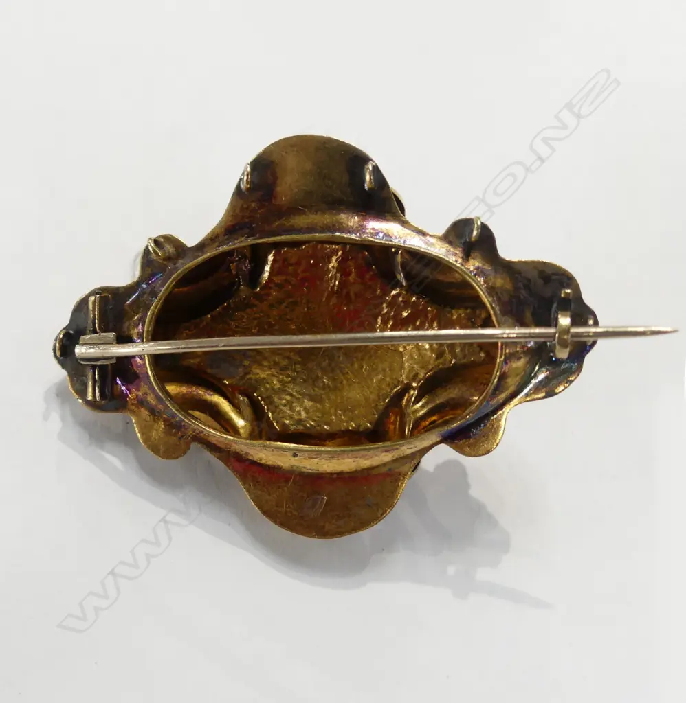 ANTIQUE GOLD? AND PEARLS BROOCH Image 1++