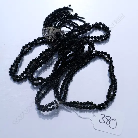 FRENCH GLASS & DIAMANTE NECKLACE