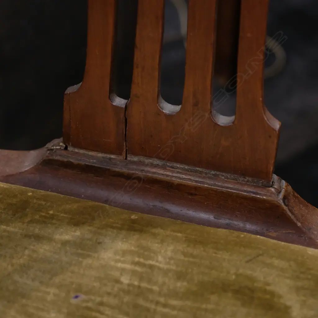 GEORGIAN MAHOGANY HEPPLEWHITE STYLE CHAIR Image 1++