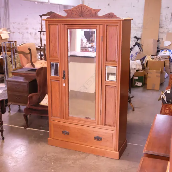 KAURI COLONIAL WARDROBE W 1070 H 2000 D 420 MM