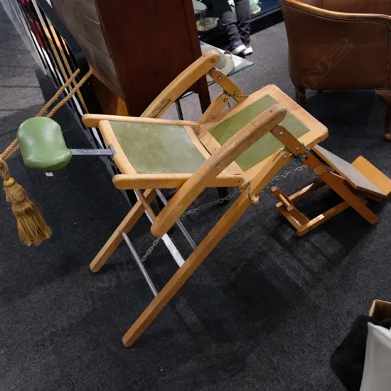 VINTAGE FOLDING WOODEN DENTISTS CHAIR