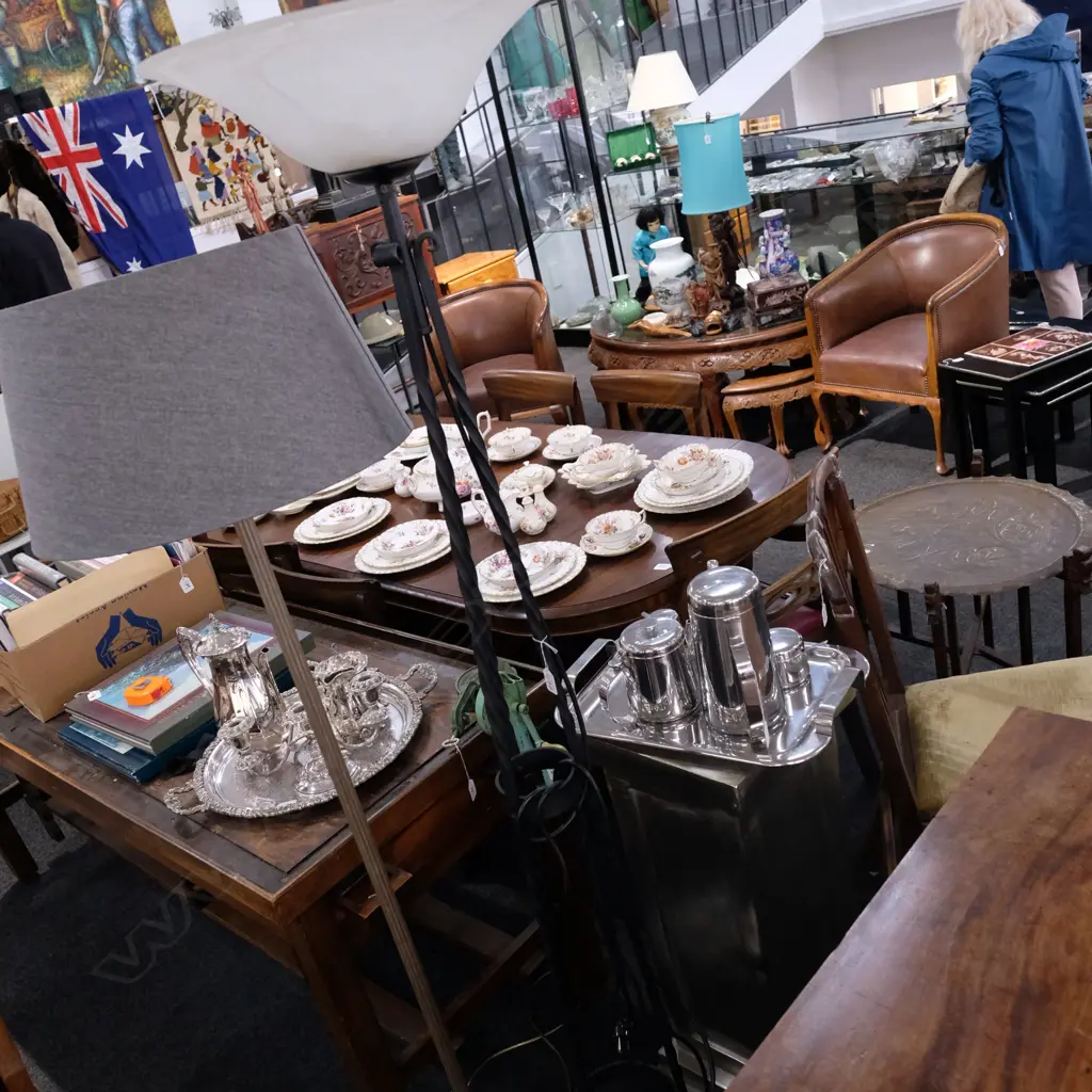 IRON STANDARD LAMP H. 1800MM Image 1++