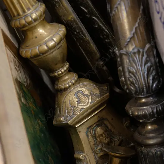 LOT BRASS CANDLE STICKS/TAPA/ETC