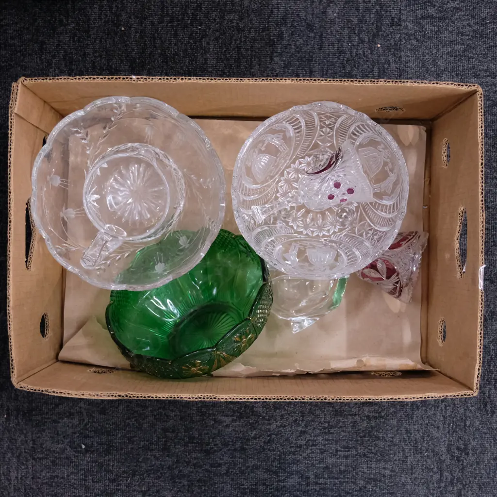 ASST CRYSTAL BOWLS/JUG/SASAKI PELICAN + BELLS Image 1++