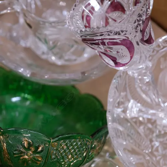 ASST CRYSTAL BOWLS/JUG/SASAKI PELICAN + BELLS