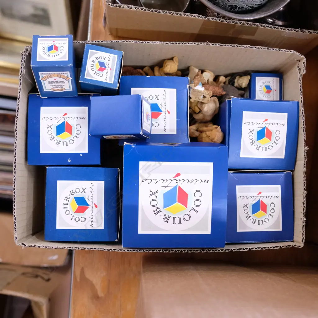29 COLOUR BOX BEARS VARIOUS SIZES SOME BOXED Image 1++