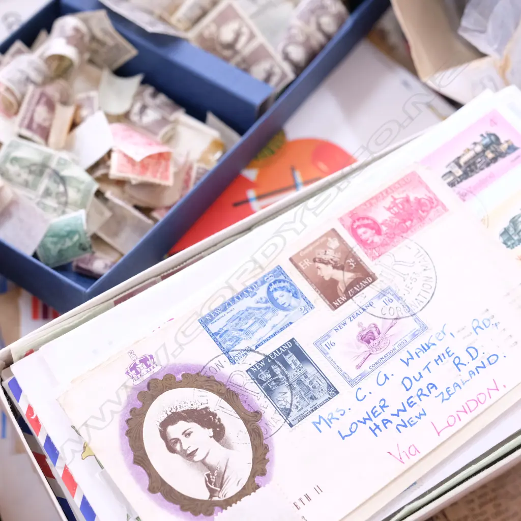 BOX NZ STAMPS ETC Image 1++