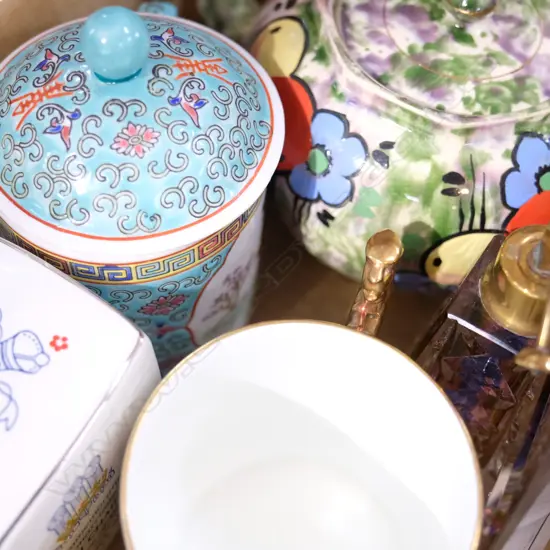 LOT TEAPOT/CRYSTAL ATOMISER/MONEY BOX/ETC