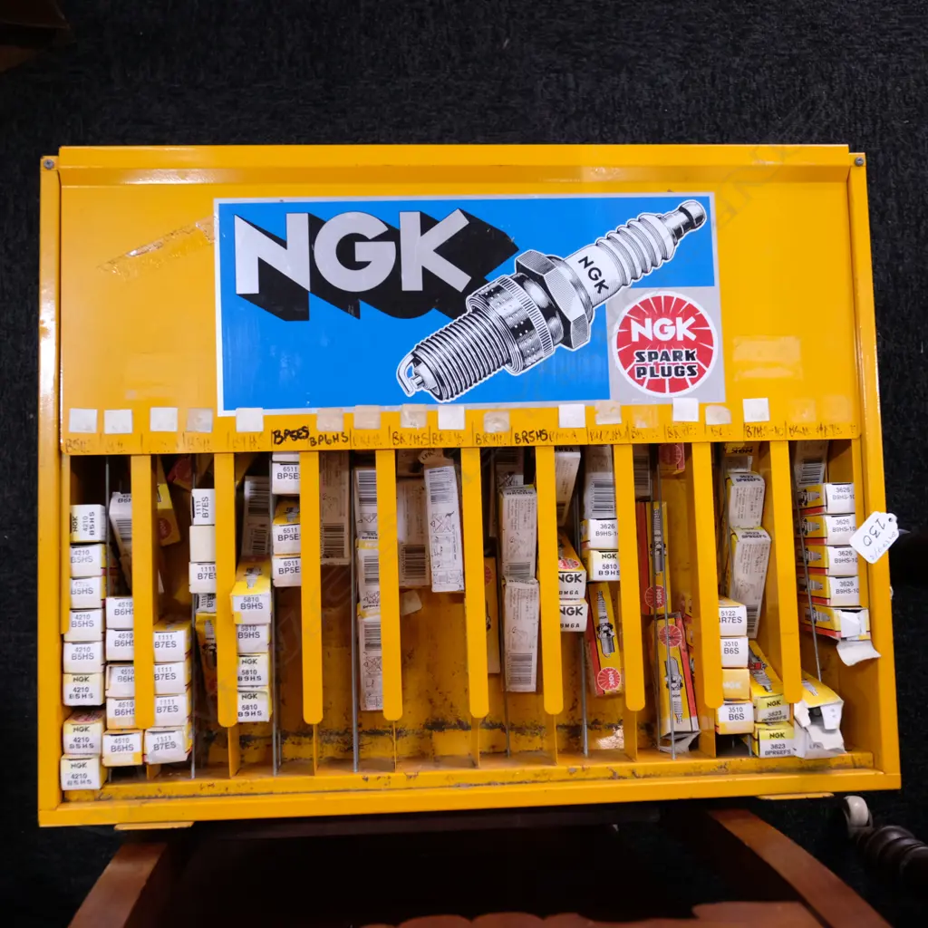 INDUSTRIAL SPARK PLUG DISPLAY SHELF W/ SPARK PLUGS W. 575MM H. 450MM Image 1++