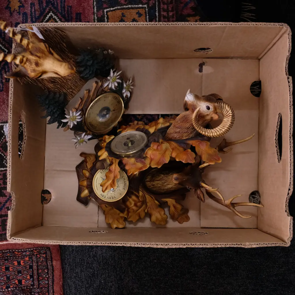 3 REPRODUCTION BAROMETERS DEER ETC. H. 470MM Image 1++