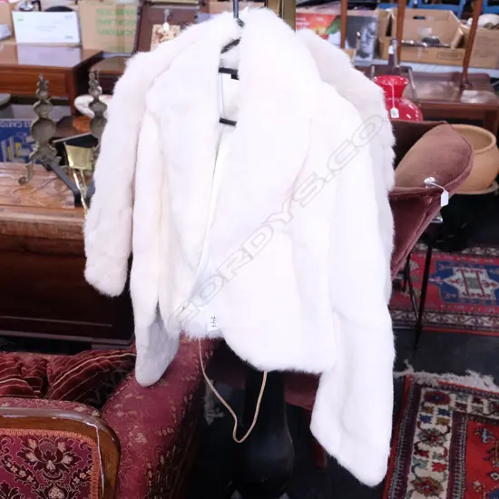 WHITE RABBIT FUR SHORT JACKET