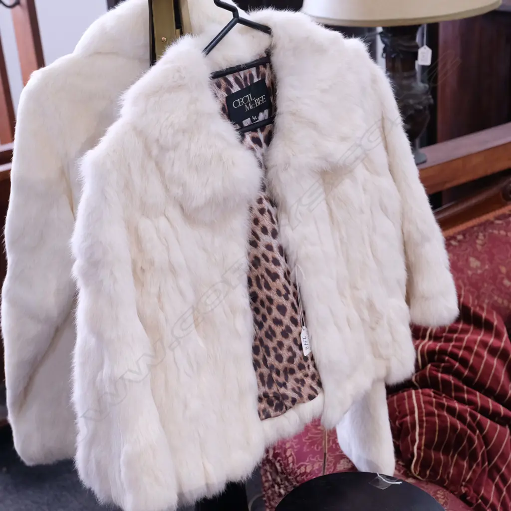 CREAM RABBIT FUR SHORT JACKET Image 1++