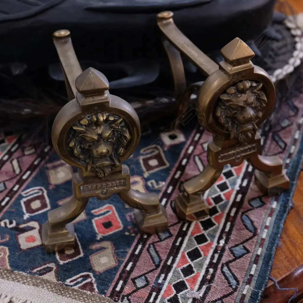 PR BRASS FIRE DOGS DECORATED W/ LIONS H. 210MM Image 1++