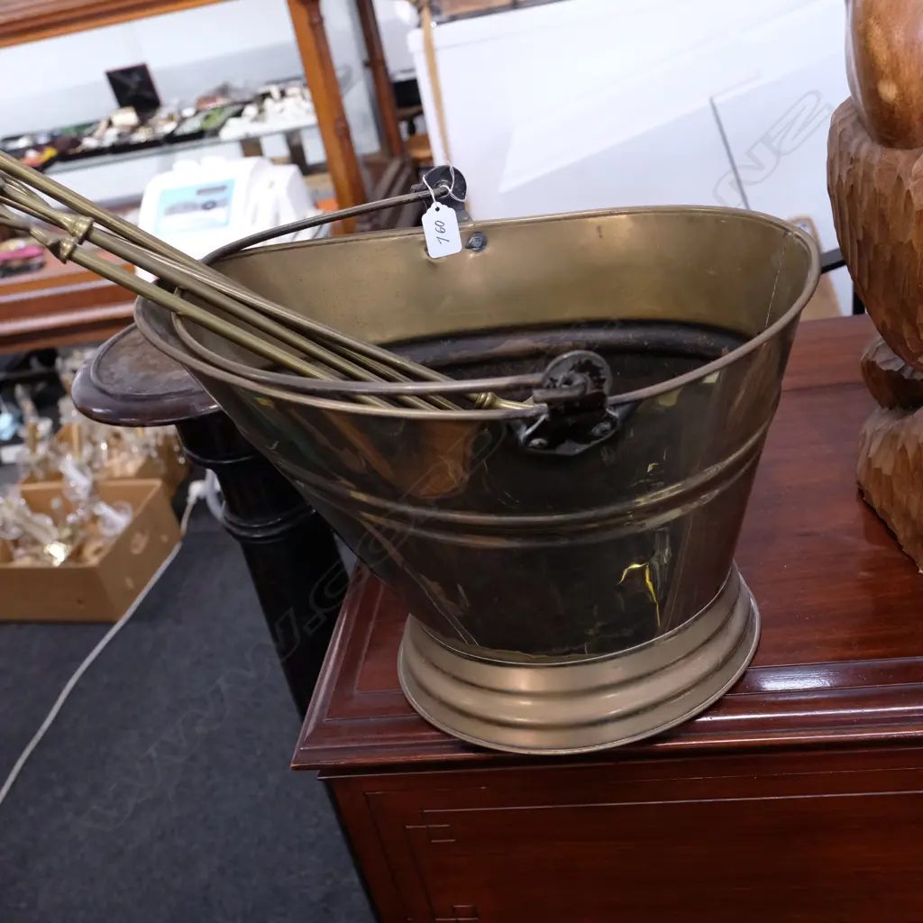 BRASS COAL SCUTTLE AND FIRE SET Image 1++