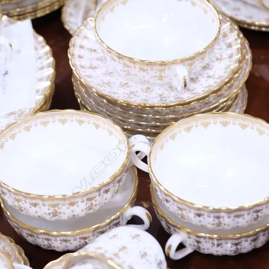 SPODE FLUER DE LYS DINNER SERVICE ONLY 5 DINNER PLATES