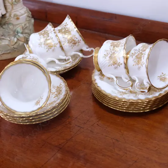 6 ROYAL ALBERT ANTOINETTE TRIOS
