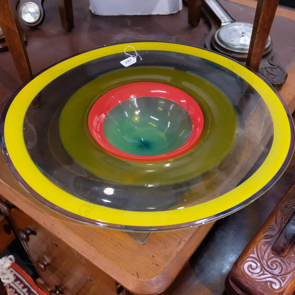 LARGE NZ MADE GLASS CENTREPIECE DIA.540MM Image 1++