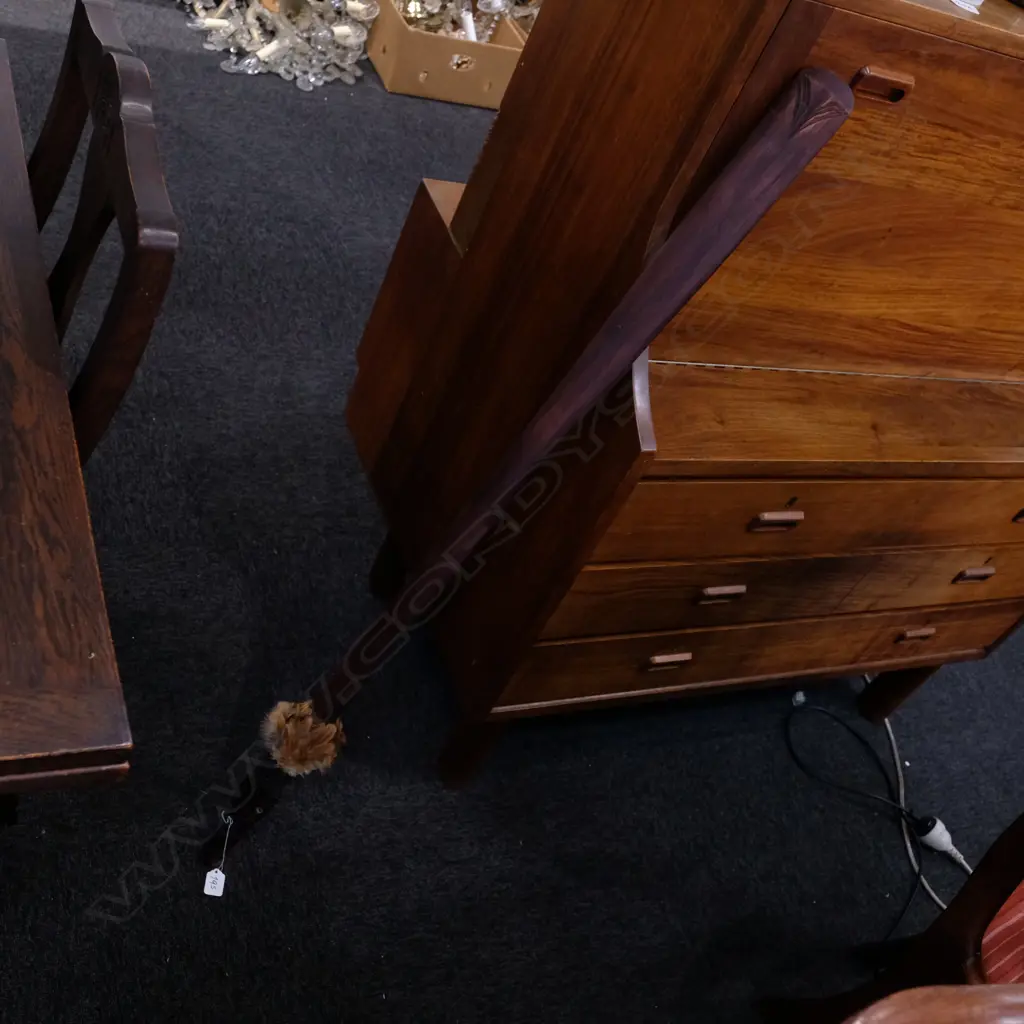 MAORI SOUVENIR CARVED TAIAHA Image 1++