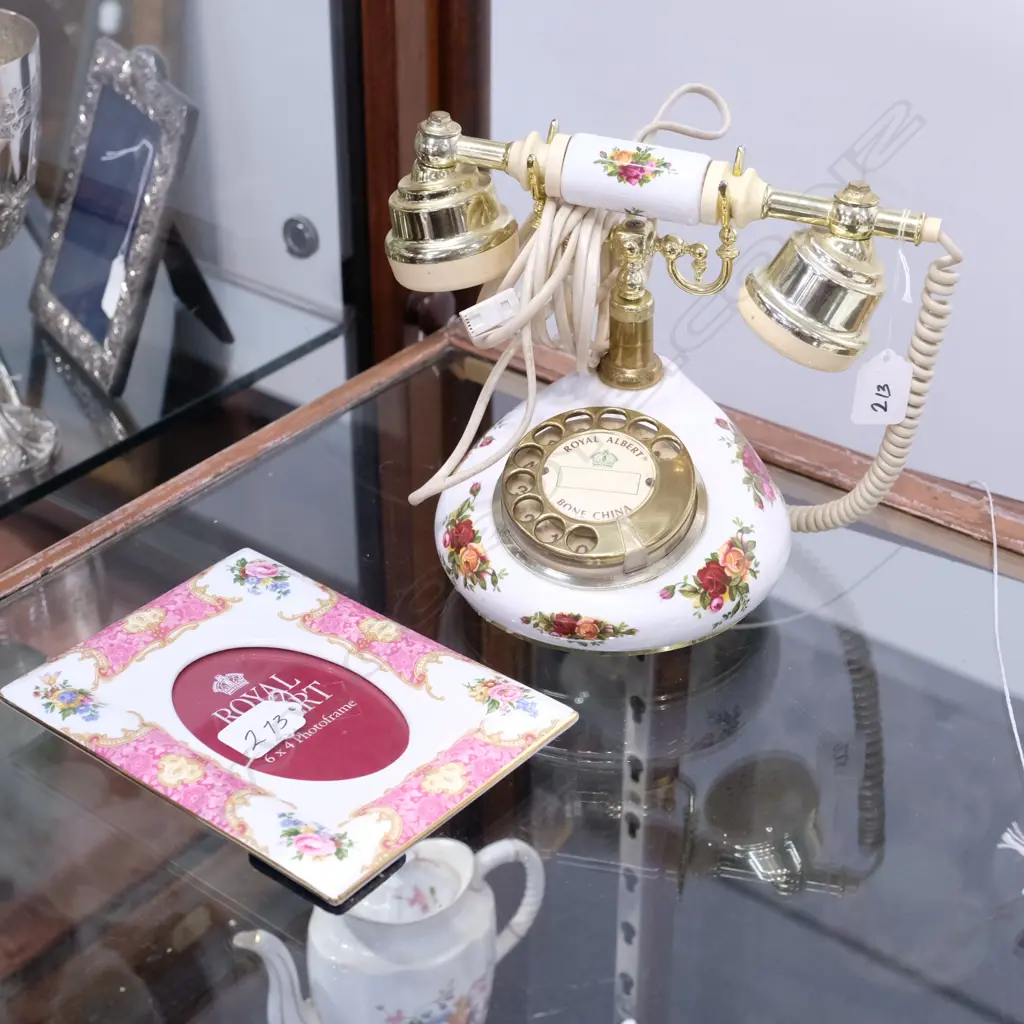 ROYAL ALBERT O/C/R TELEPHONE WITH 5X7 PHOTO FRAME Image 1++