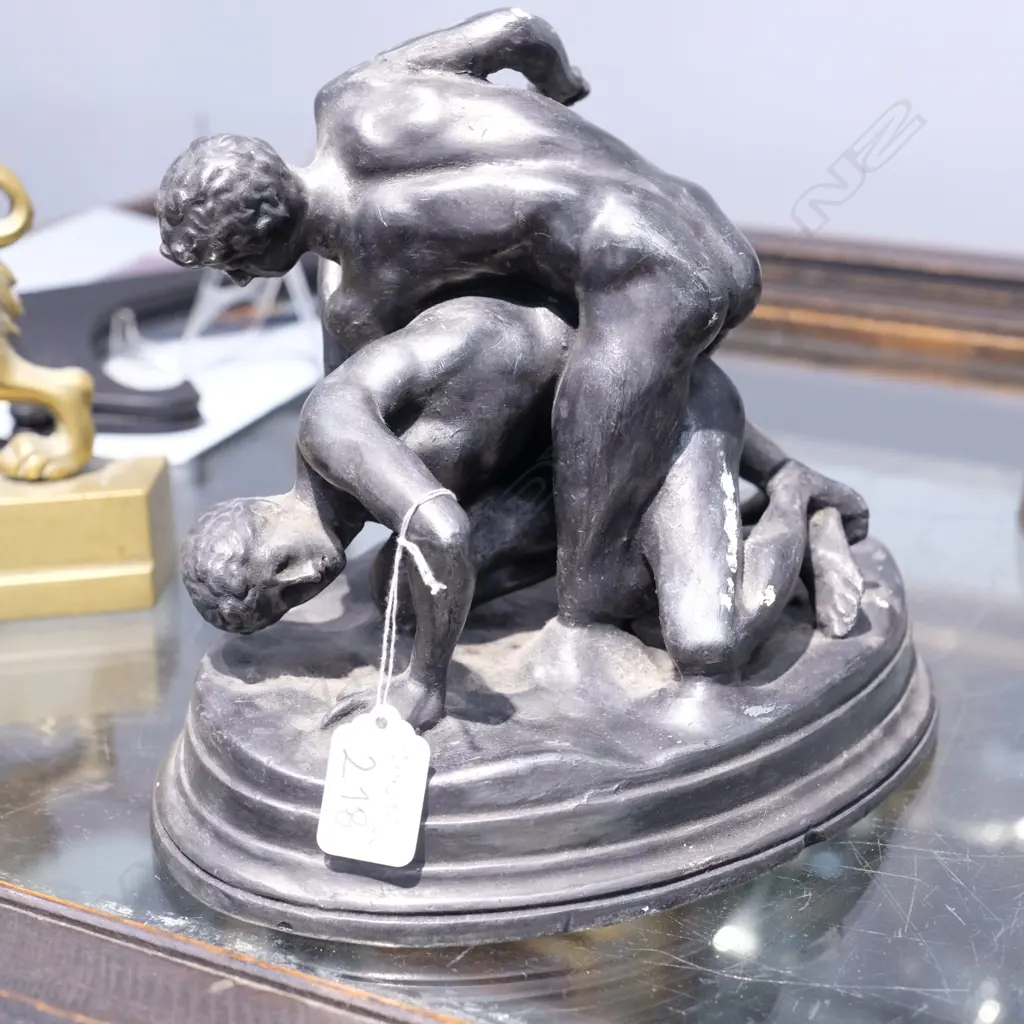 FLORINTINE ART PLASTER CO USA FIGURE GROUP OF WRESTLERS H 230 MM Image 1++