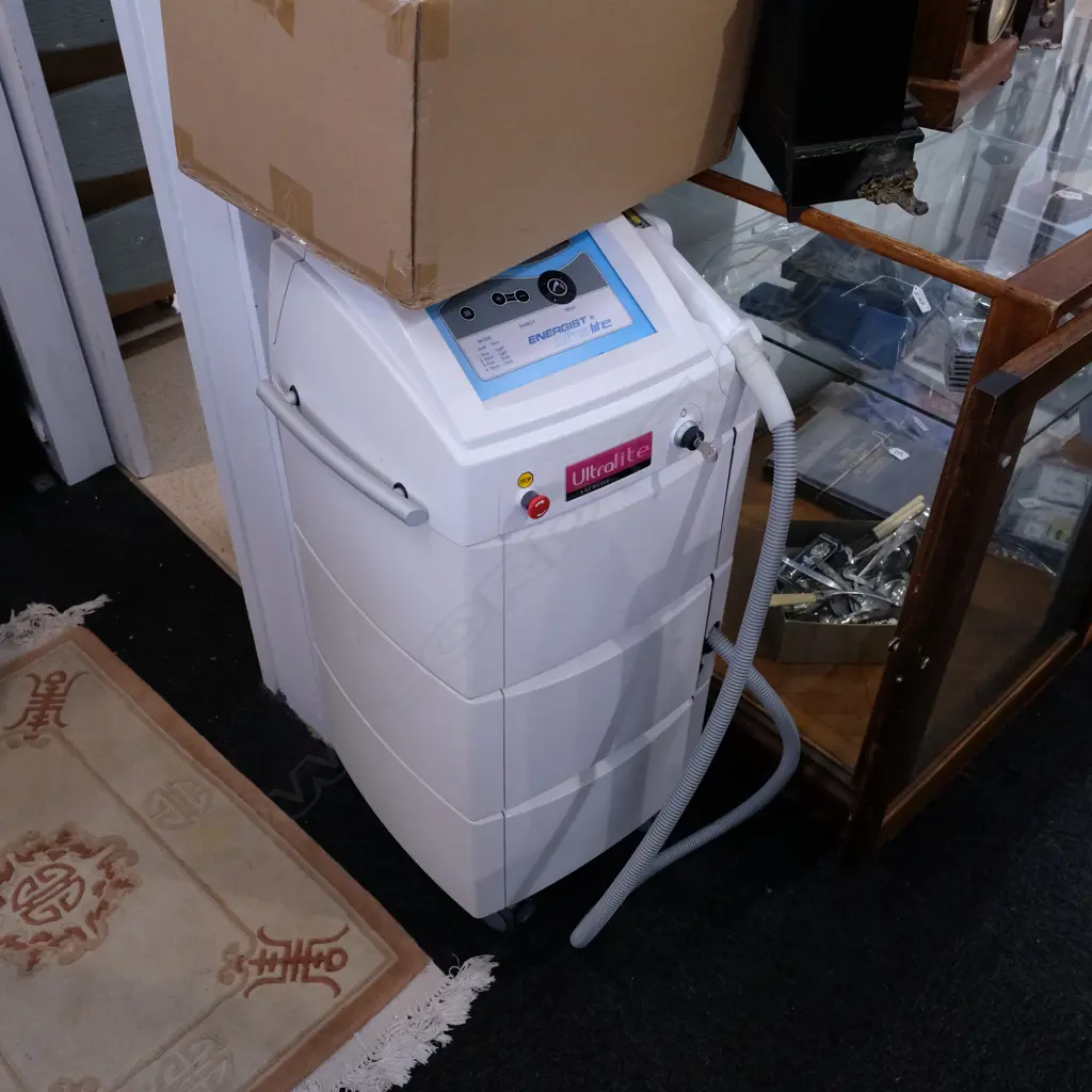 ENERGIST ULTRA LITE BEAUTY THERAPY MACHINE + EXTRA PIECES IN BOX Image 1++