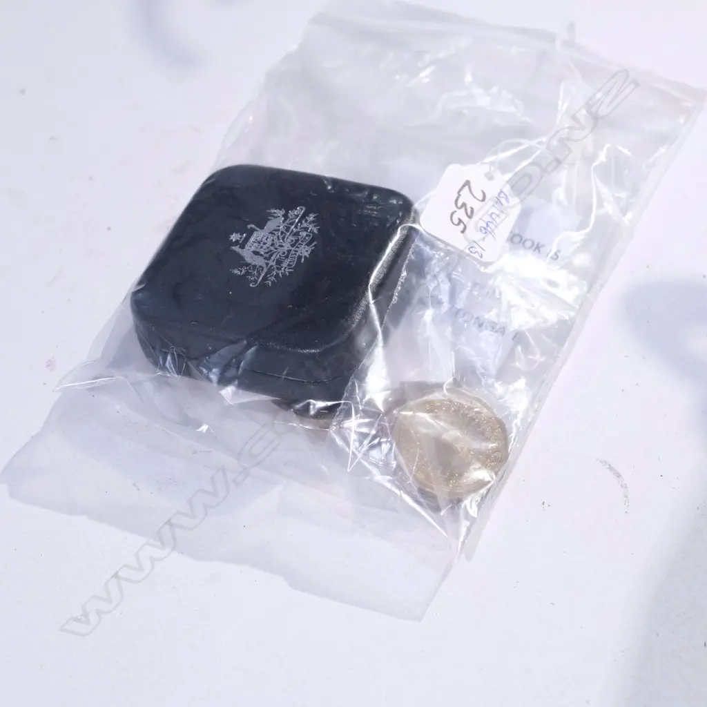 6 1970's/1980's COINS AUSTRALIA TONGA & COOK IS. Image 1++