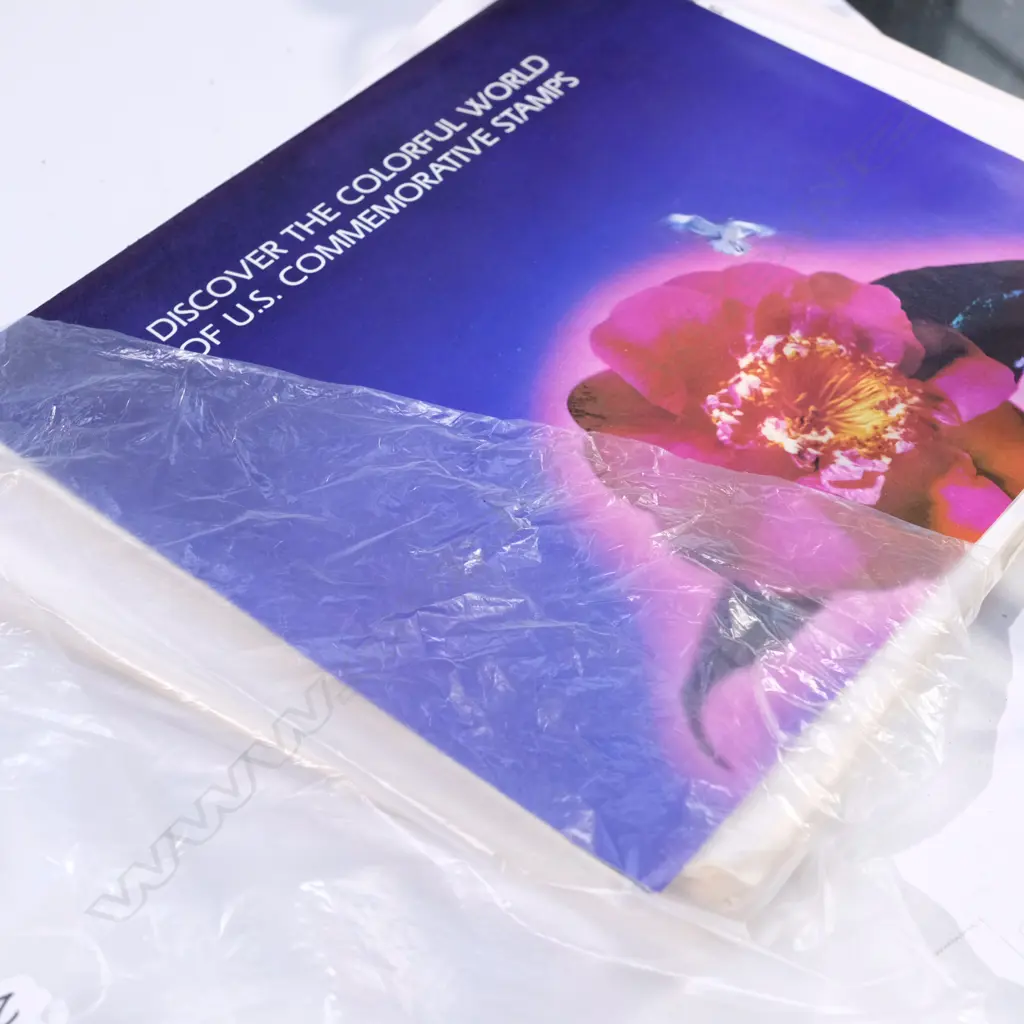 9 USA 1975 - 1981 YEAR STAMP PACKS ETC  Image 1++