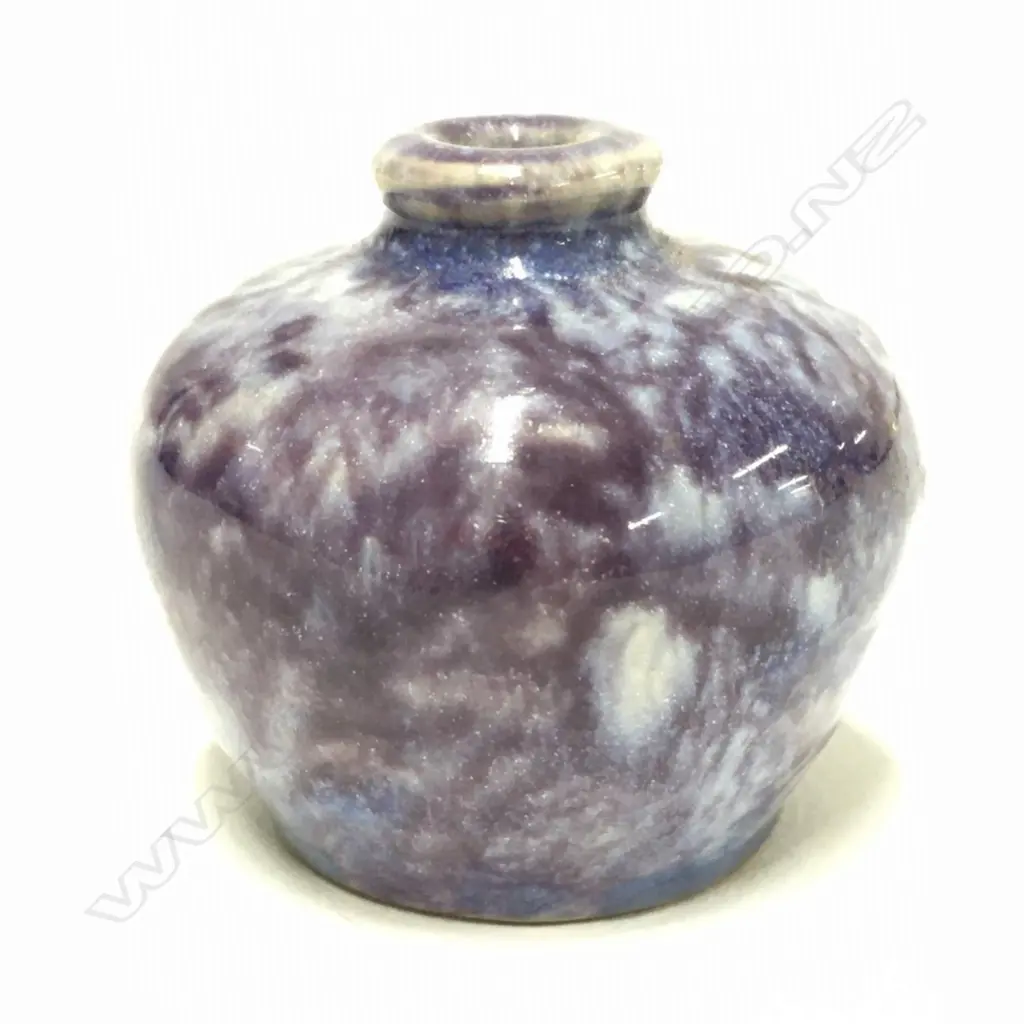 MINIATURE DOULTON LAMBETH VASE, H. 40MM Image 1++