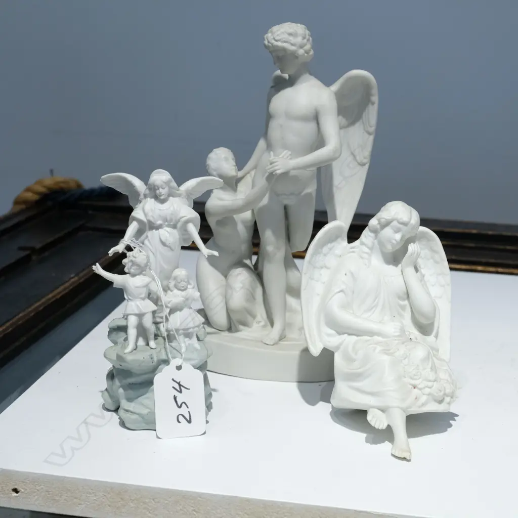 3 PARIAN FIGURES AND ANGELS Image 1++