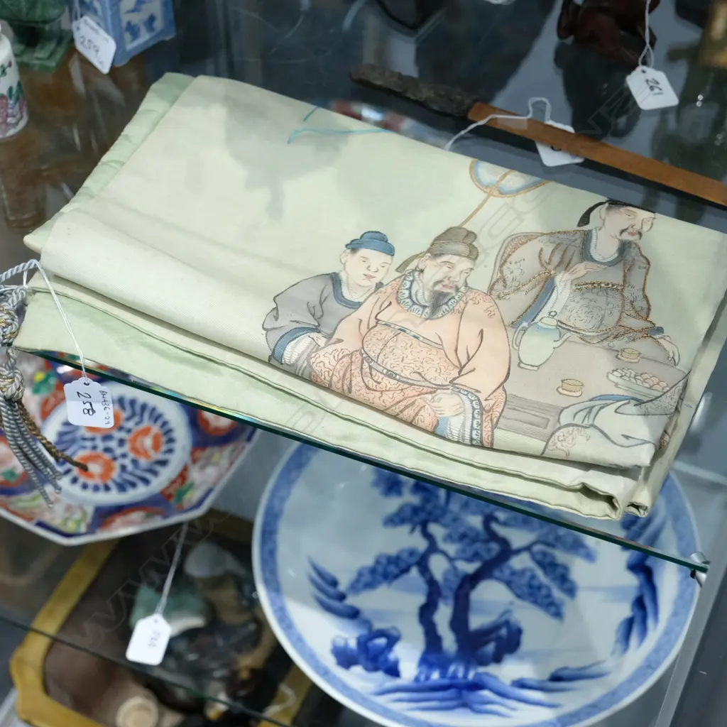 JAPANESE PAINTED EMBROIDERED WALL HANGING Image 1++