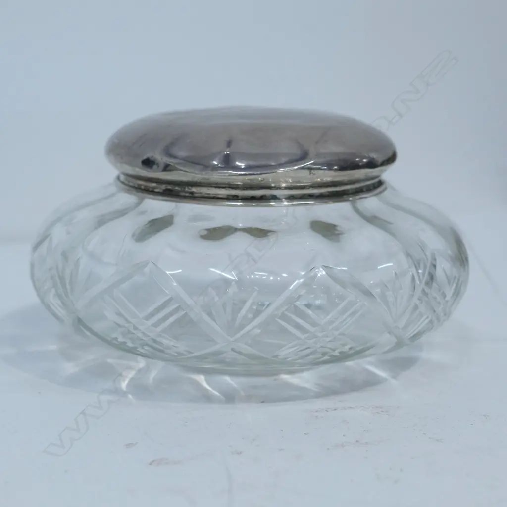 LARGE S/S LIDDED JAR, DIA. 140MM Image 1++