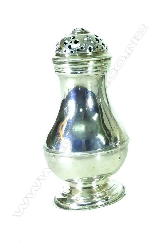 An 18thC English baluster bun-top silver caster Image 1++