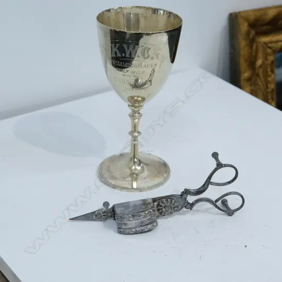 SILVERPLATE TROPHY CUP AND WICK TRIMMERS