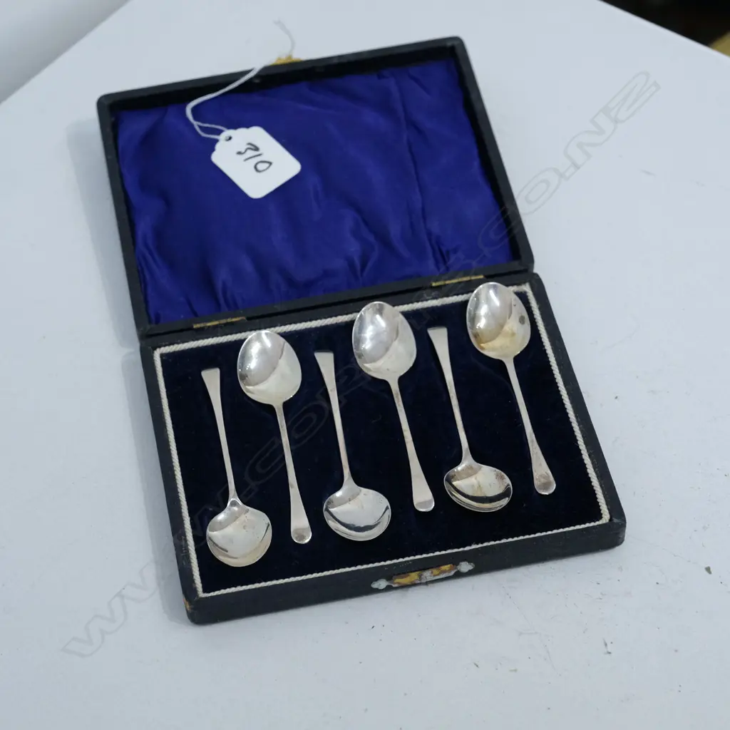 CASED S/S COFFEE SPOONS - SIX. EACH H. 90MM Image 1++
