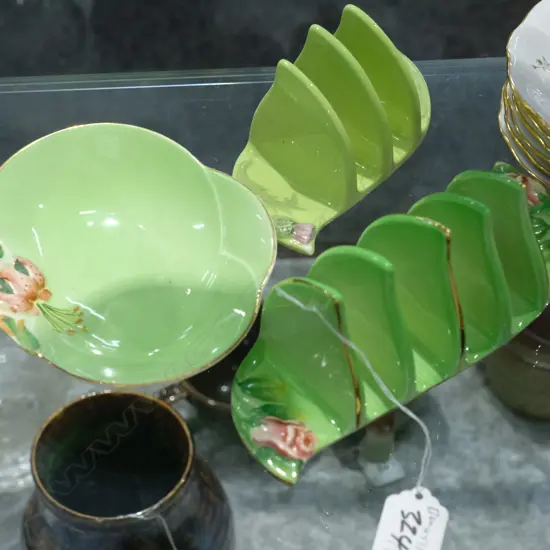 2 ROYAL WINTON TOAST RACKS +DISH