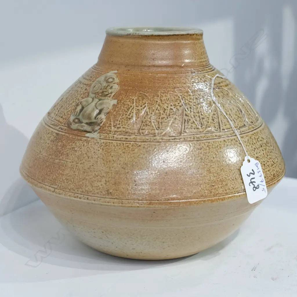 SALT GLAZE POTTERY VASE W/ TIKI. MARKED. DIA. 235MM Image 1++