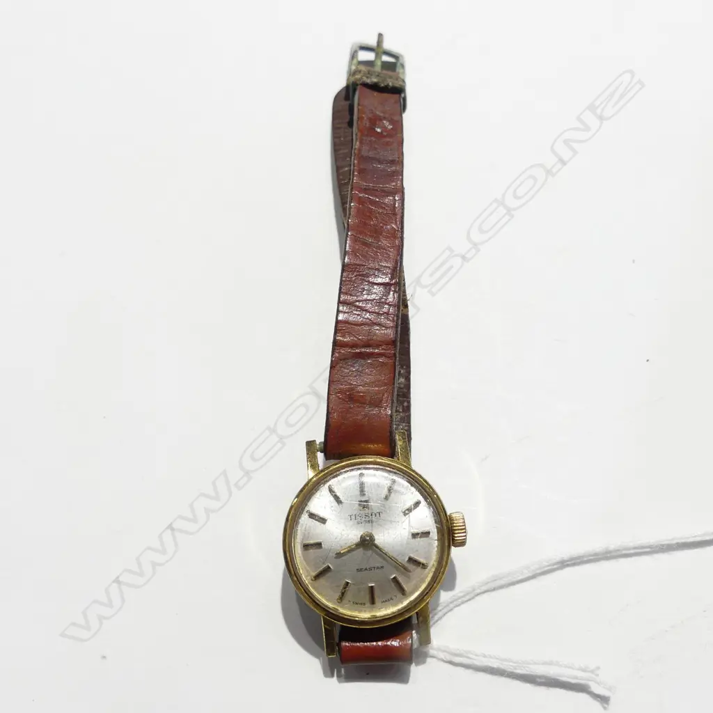 VINTAGE LADIES TISSOT WRIST WATCH Image 1++