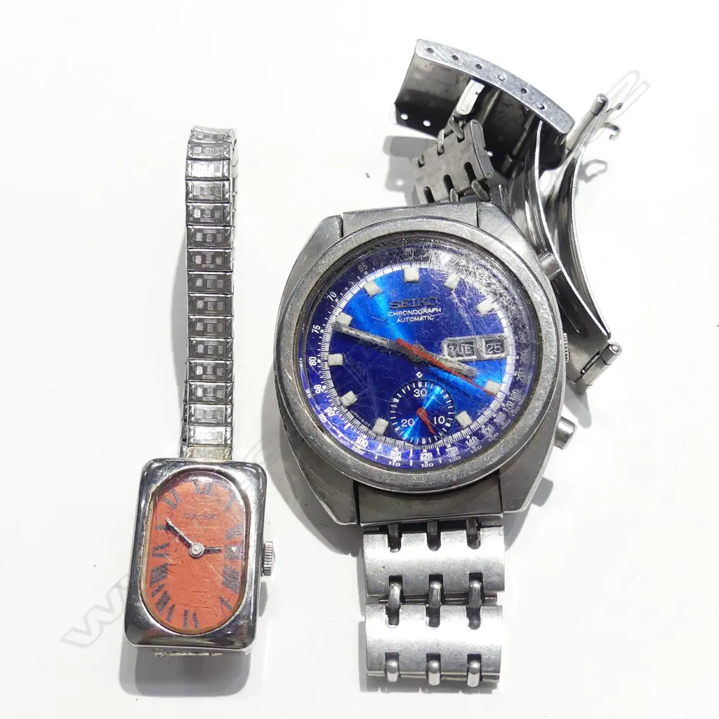 MEN'S SEIKO CHRONOGRAPH WATCH & WOMEN'S BULOVA WATCH Image 1++