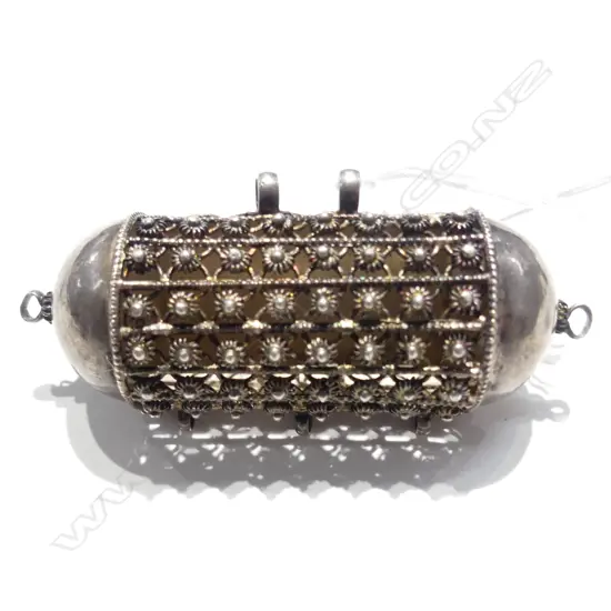 SILVER YEMENITE NECKLACE CENTREPIECE