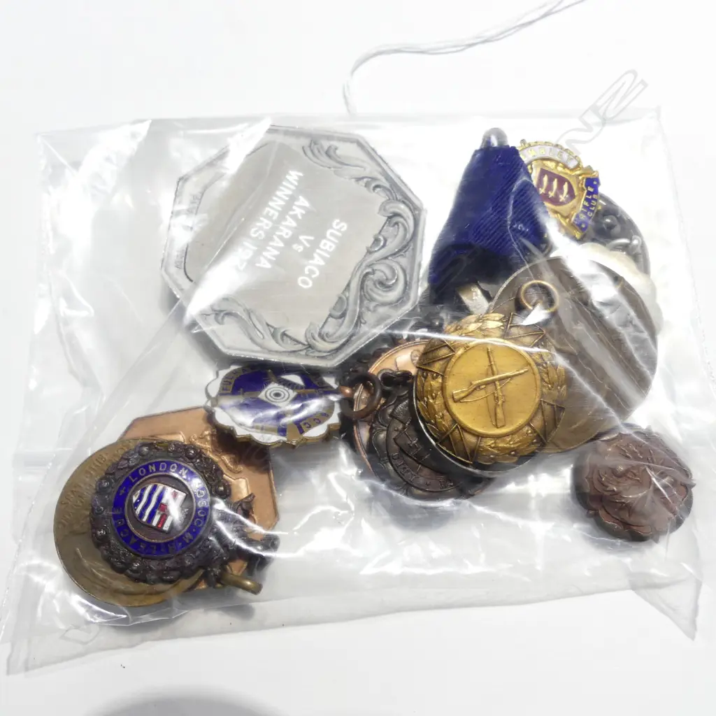 1 X BAG 20 SHOOTING MEDALS Image 1++