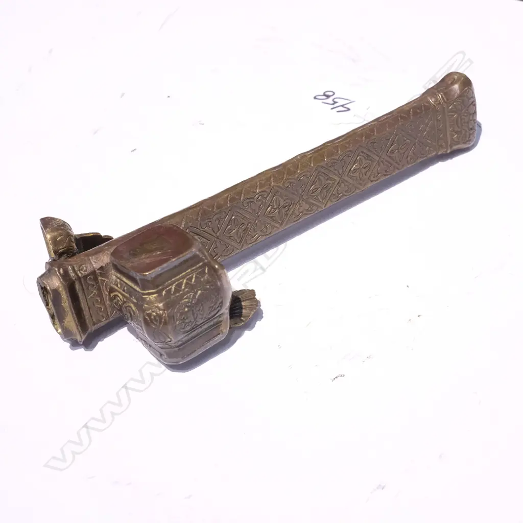 ORIENTAL BRASS TRAVELLING INKWELL/PEN CASE Image 1++