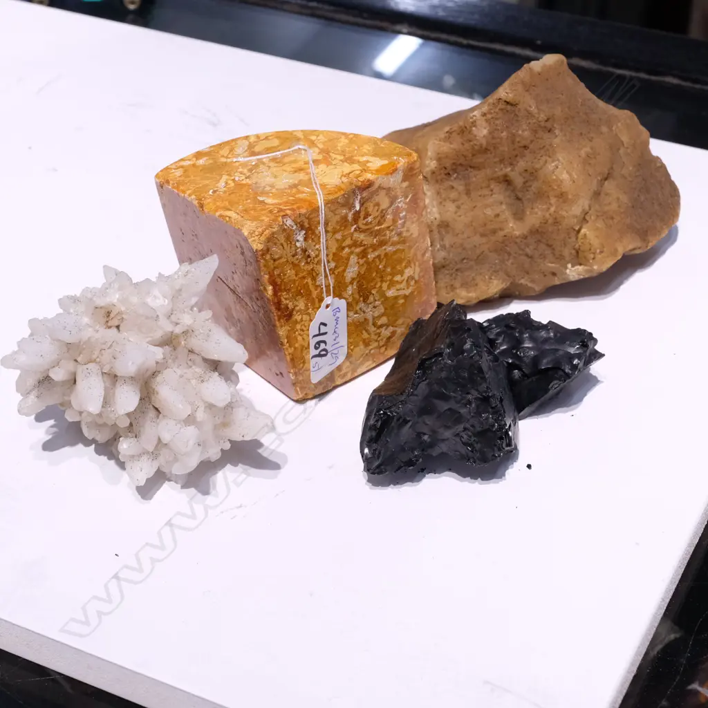 LOT KAURI GUM/QUARTZ/OBSIDIAN ETC H 100 MM Image 1++