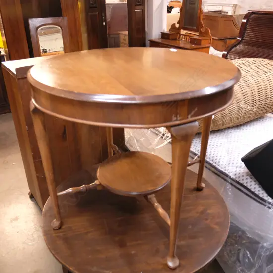 MAHOGANY OCCASIONAL TABLE
