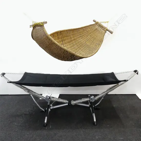 2 HAMMOCKS, FOLDING BL CANVAS & NATURAL WOVEN, CANVAS L. 2720MM