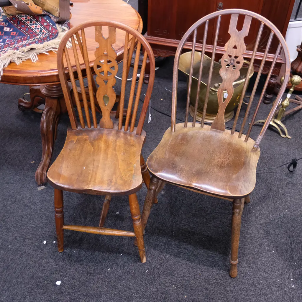 2 COUNTRY SPOKE BACK CHAIRS Image 1++