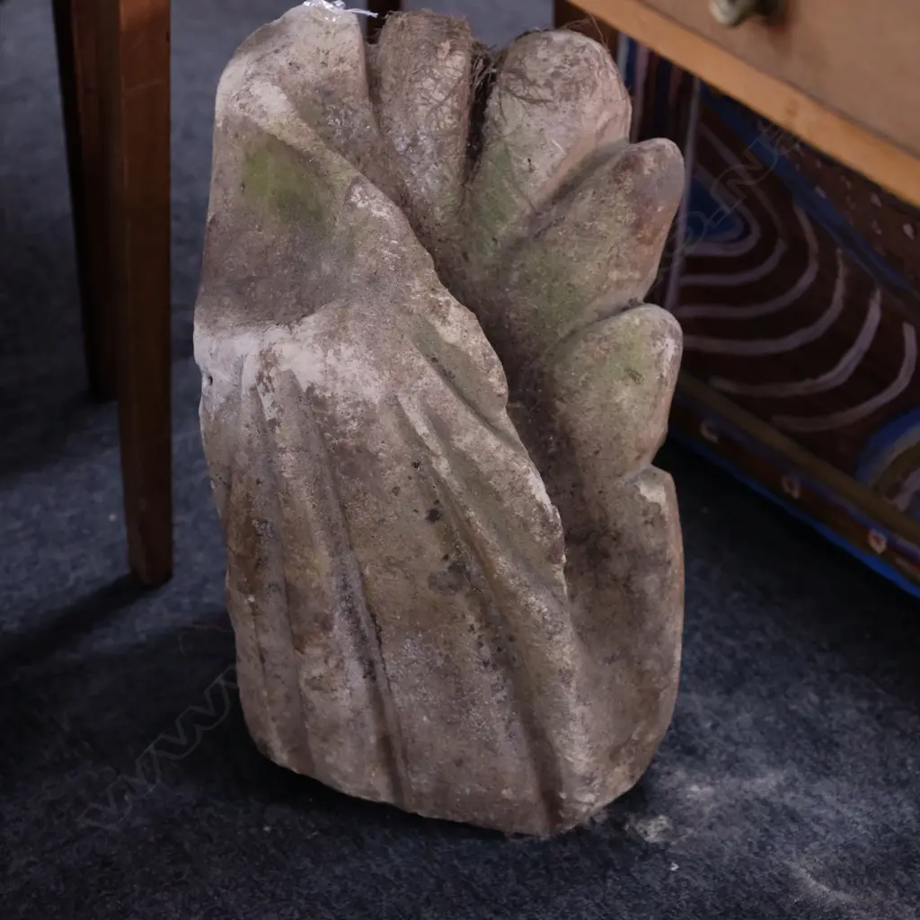 SAND STONE GARDEN SCULPTURE H. 460MM Image 1++