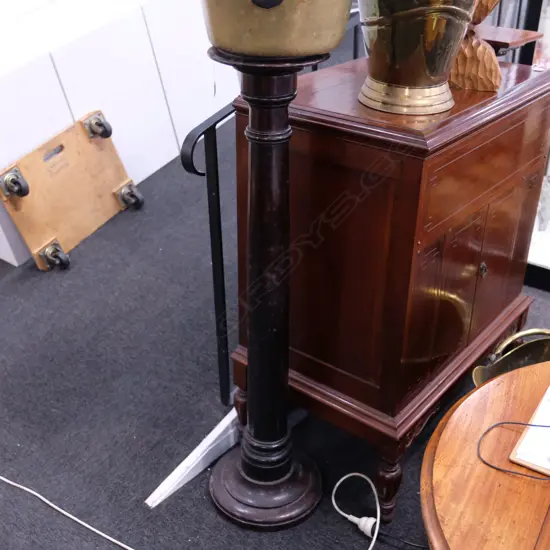 MAHOGANY TORCHERE H 1250 MM