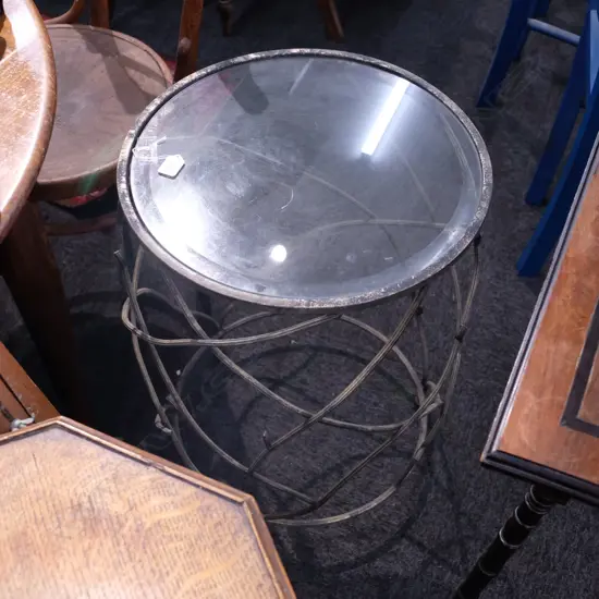 CIRCULAR GLASS TOP SIDETABLE